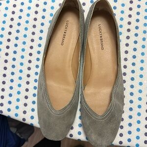 Lucky brand flats
